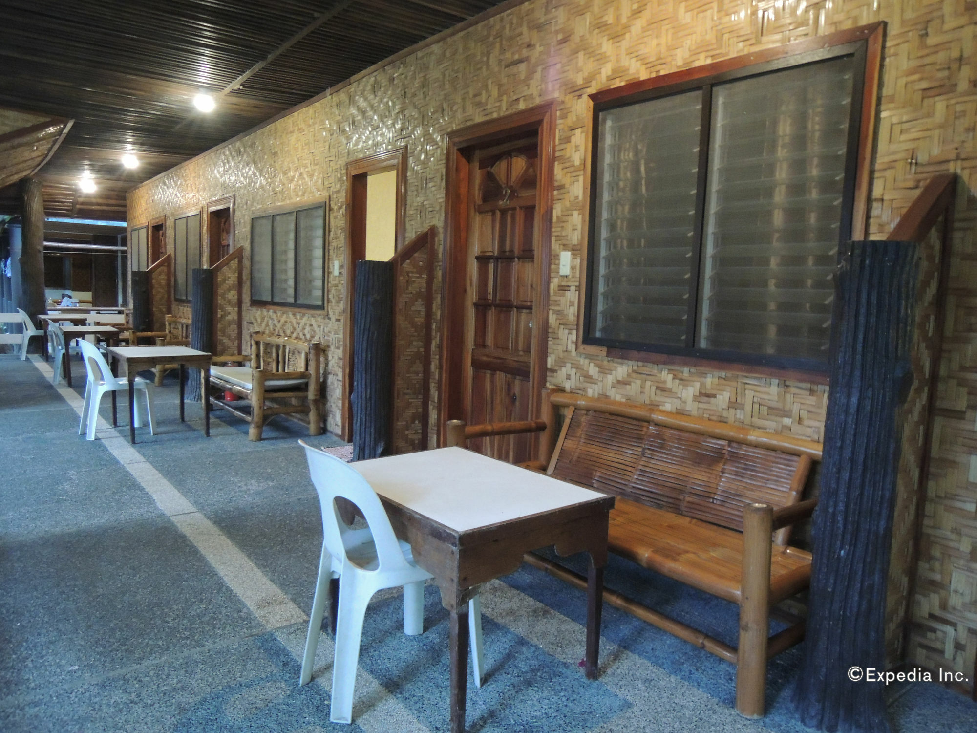 Love'S Beach & Dive Resort Моалбоал Екстериор снимка