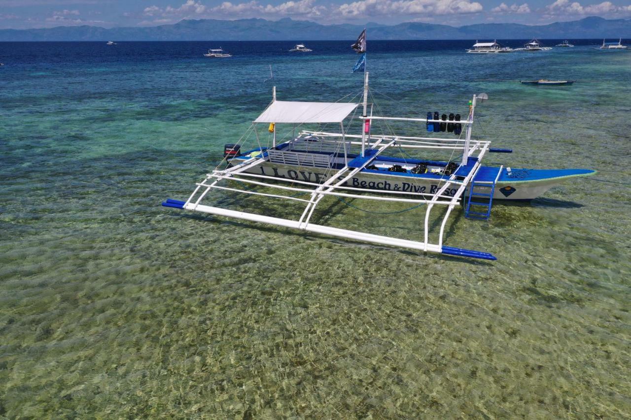 Love'S Beach & Dive Resort Моалбоал Екстериор снимка
