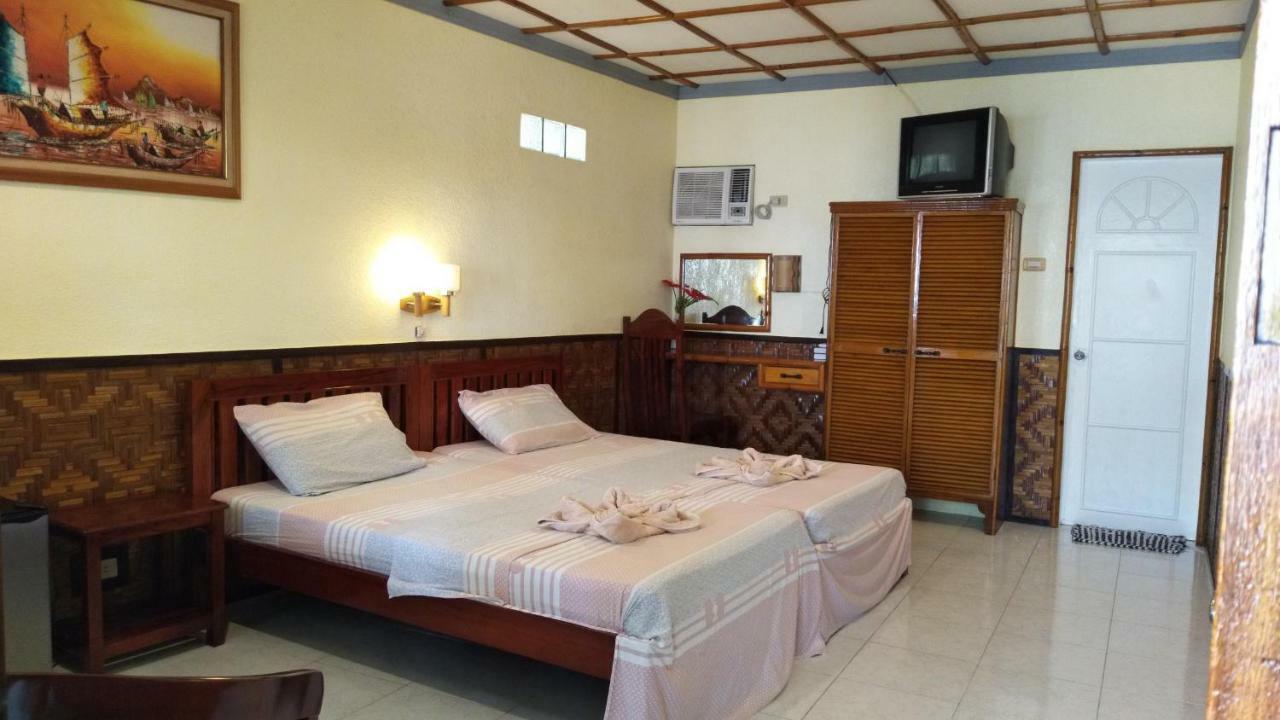 Love'S Beach & Dive Resort Моалбоал Екстериор снимка